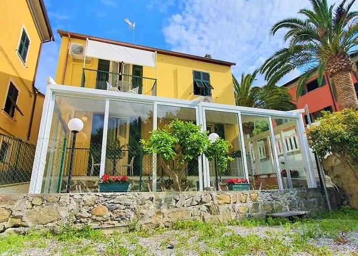 Le Quattro Stagioni Bed & Breakfast 3*